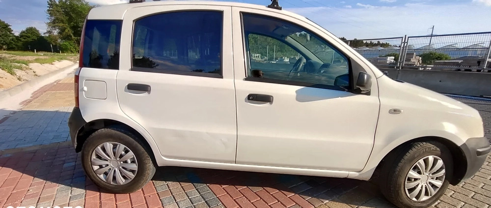 Fiat Panda cena 7000 przebieg: 205000, rok produkcji 2009 z Siechnice małe 562